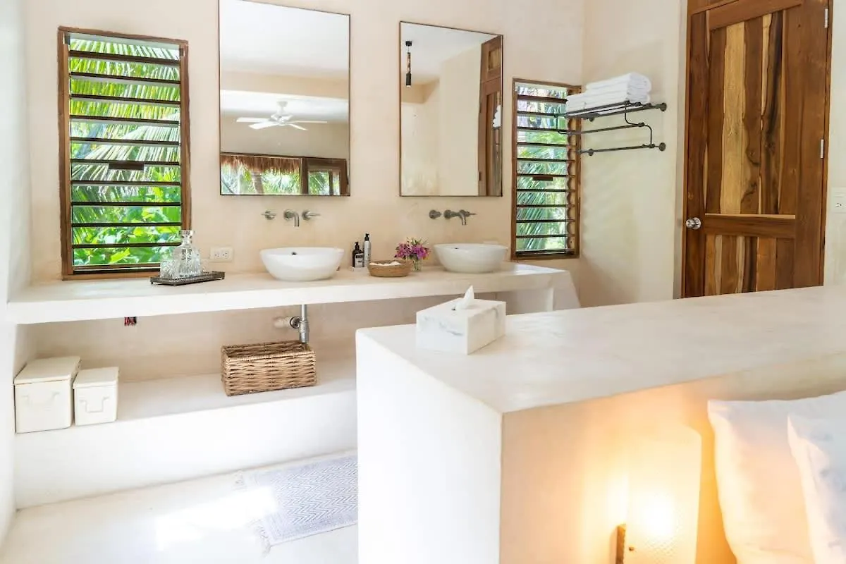 Beautiful 5 Bedroom Beachfront Villa Tulum