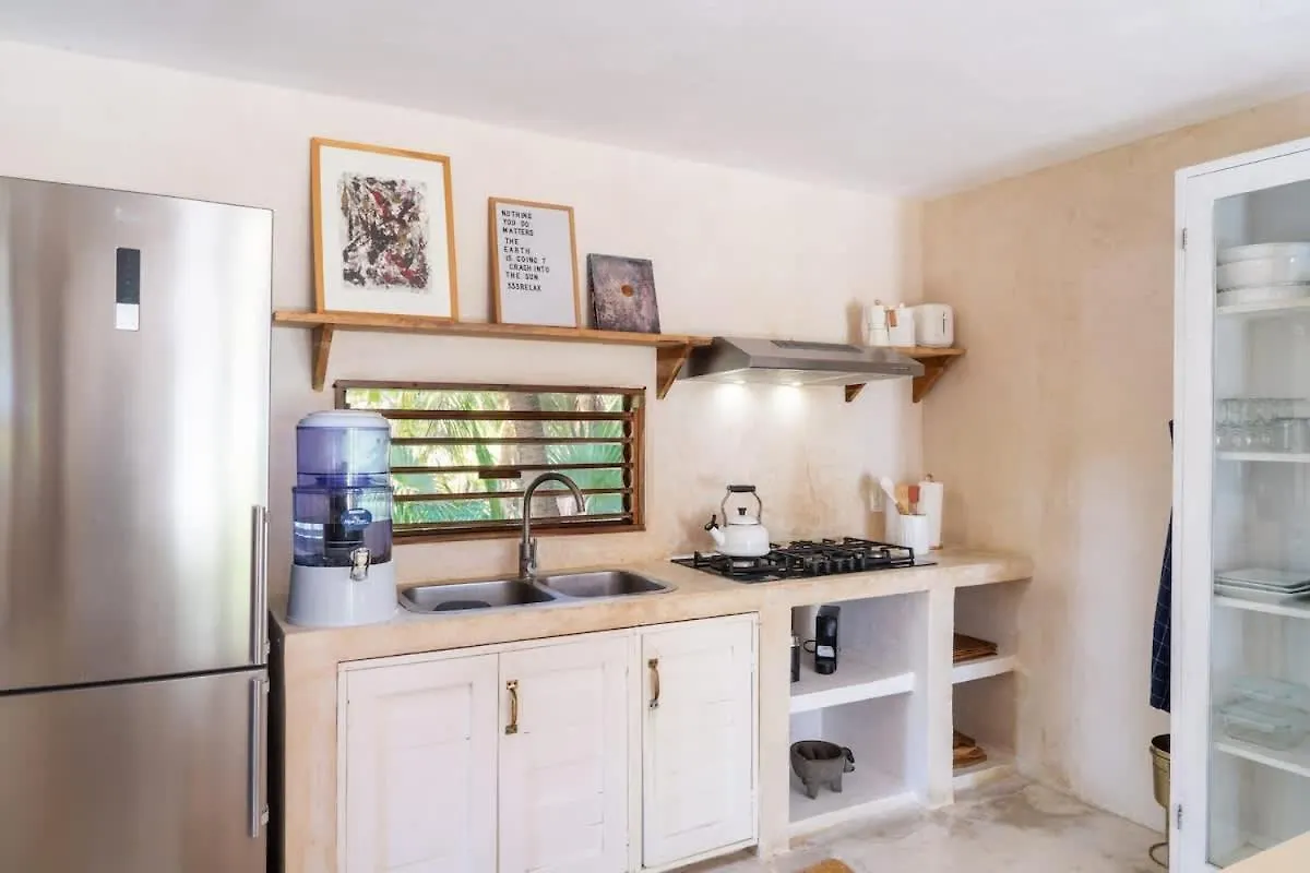 Beautiful 5 Bedroom Beachfront Villa Tulum