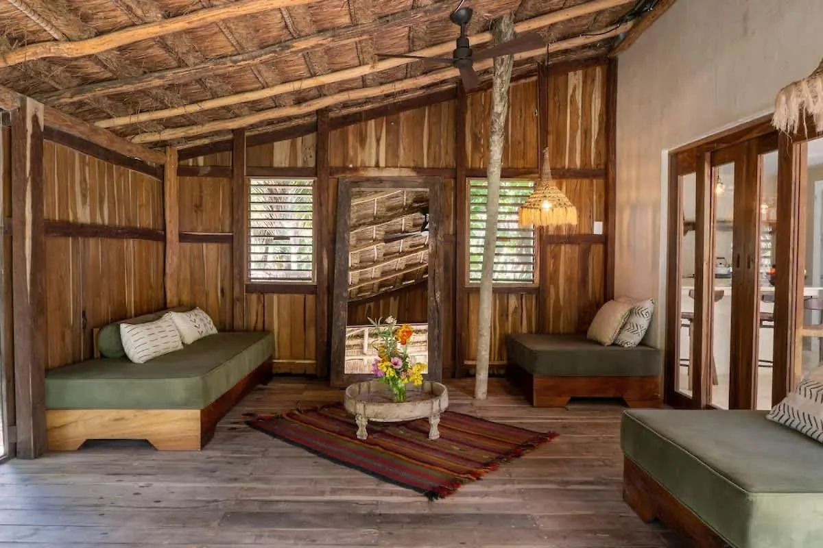 Beautiful 5 Bedroom Beachfront Villa Tulum