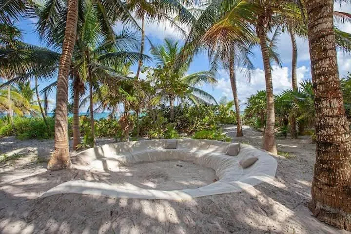 Beautiful 5 Bedroom Beachfront Villa Tulum